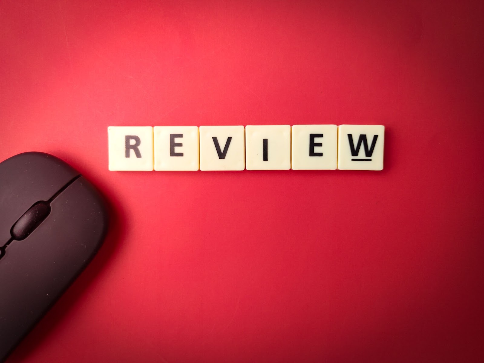 Wireless-mouse-with-the-word-review